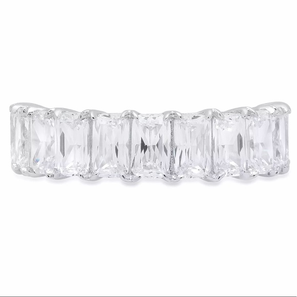 2.7 VVS1/D Emerald Cut Solid 14K White Gold Band